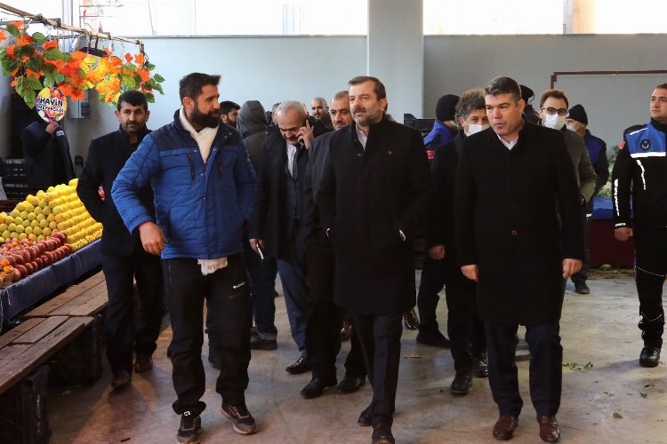 Bursa Gürsu’da Başkan Işık pazarcılarla buluştu