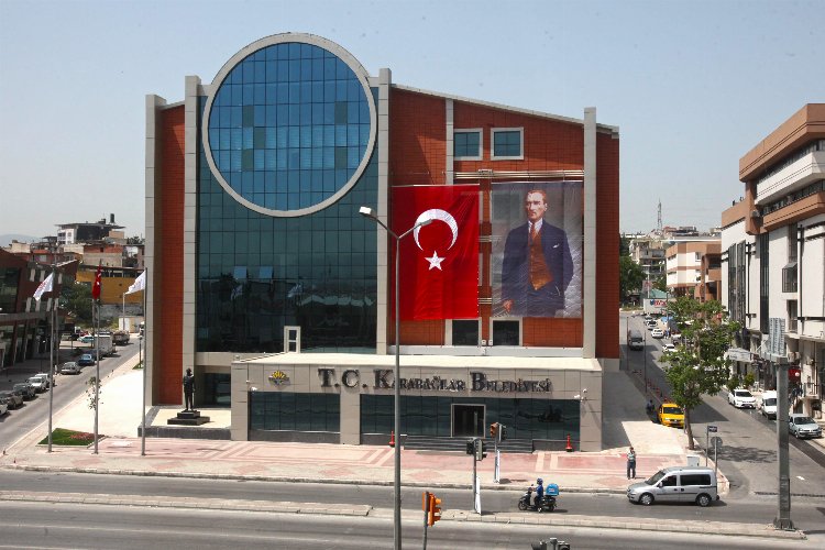 İzmir Karabağlar Belediyesi’nde ödemeler mobil uygulamadan
