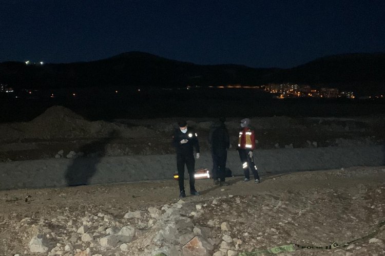 Adıyaman’da boş arazide canına kıydı