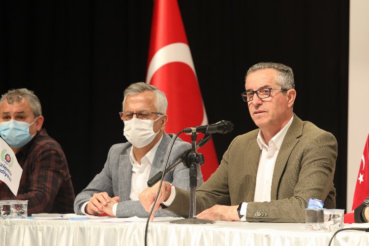 İzmir Gaziemir’de Sarnıç’taki tapu sorununda çözüme gidildi
