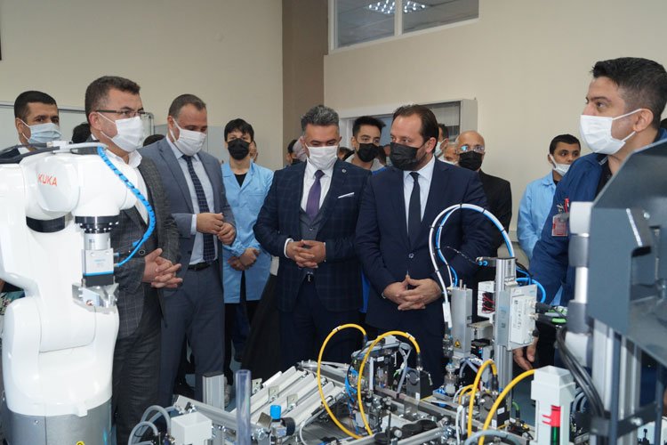 BEBKA’dan 4. Nesil Sanayi’ye laboratuvar desteği