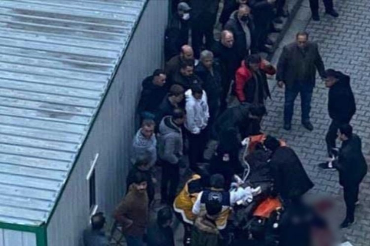 Bursa Gemlik’te arkadaş tartışmasında kan aktı!