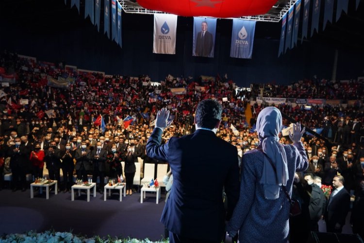 Babacan : “Özal, Erdoğan’ı sopayla kovalardı”