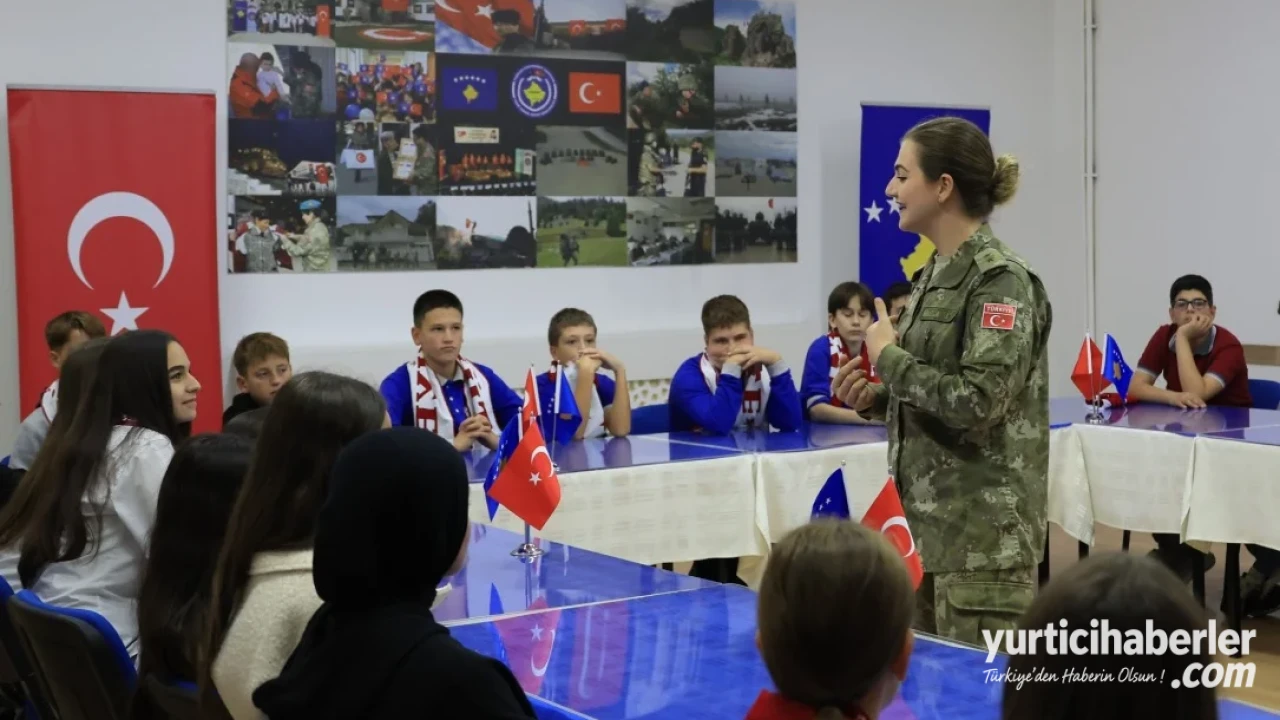 Kosova Türk Temsil Heyeti Prizrenli Türkçe Eğitim Gören Öğrencileri Sultan Murat Kışlasında Ağırladı - Detay Görsel 1