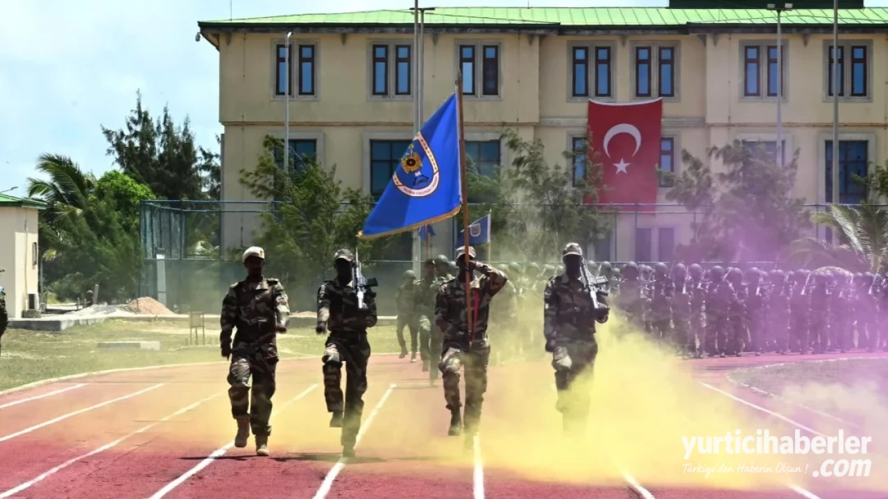 Somali'de Türk Görev Kuvveti Komutanlığı'ndan Tarihi Yemin Töreni ve Eğitim Yılı Açılışı - Detay Görsel 3