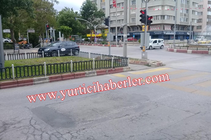 AFYON’DA REFÜJ BORDÜRLERİ YENİLENİYOR.