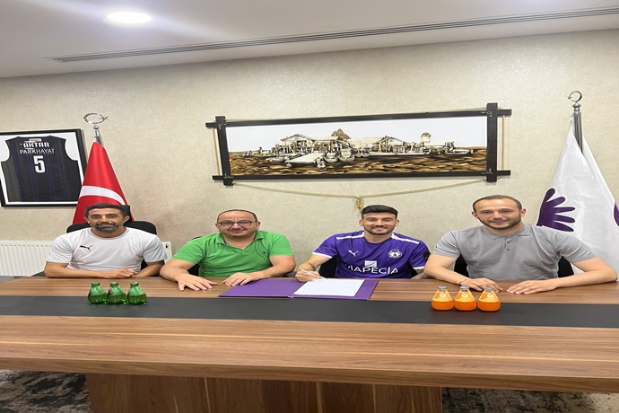 BEŞİKTAŞ’LI ATAKAN ÜNER HES İLAÇ AFYONSPOR’DA