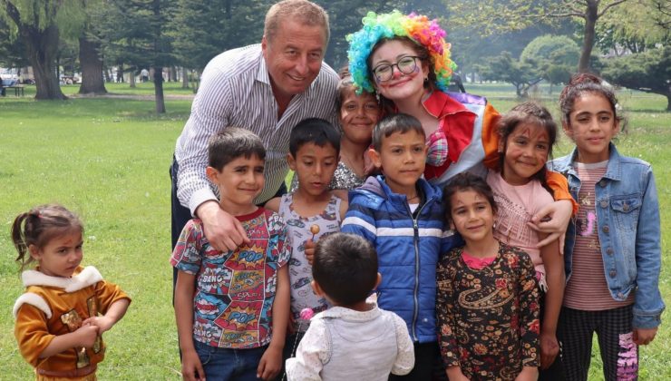 HAKAN ŞEREF OLGUN ÇOCUKLARIMIZ HEP GÜLSÜN İSTİYORUZ