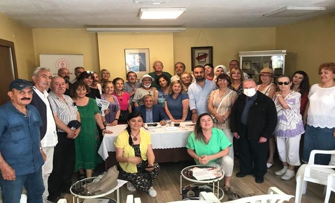 SANATIN ÖNEMİ, SANATÇI VE SANAT ÜRÜNLERİNİN ENDÜSTRİLEŞMESİ