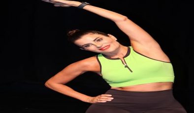 ECE VAHAPOĞLU TİYATRO SAHNESİNDE ETEKTEN SPORA TAYT A GEÇTİ