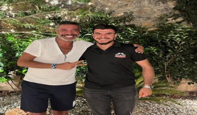 ÜNLÜLER BODRUM’DA  KEBAP KEYFİ YAPTI