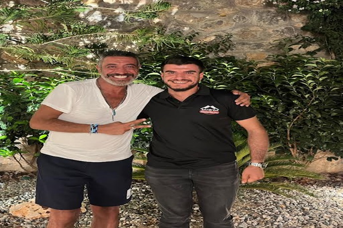 ÜNLÜLER BODRUM’DA  KEBAP KEYFİ YAPTI