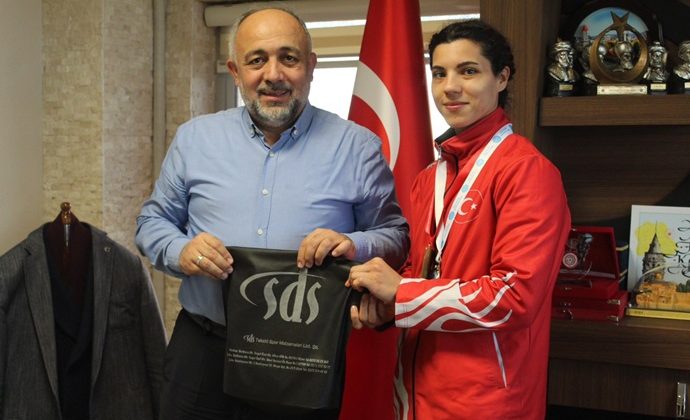 TÜRK SPORCU AVRUPA MUAYTHAI ŞAMPİYONU OLDU.