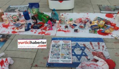 İSRAİL HAYIR PAZARINDA PROTESTO EDİLDİ 