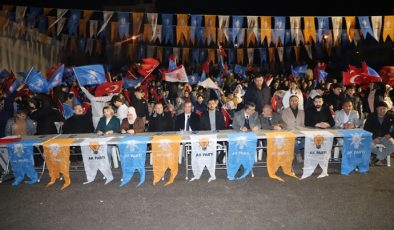 AK PARTİ ADAYI ‘KAMYON GARAJI PROJESİNİ’ANLATTI