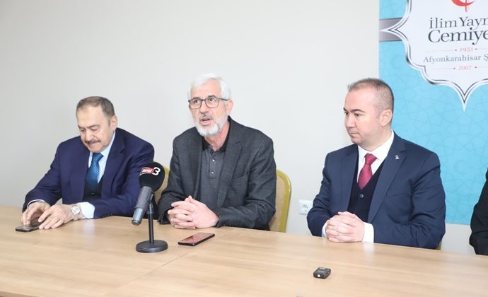 AK PARTİ BAŞKAN ADAYI ULUÇAY, VAKIFLAR TOPLUMUMUZUN MİHENK TAŞIDIR