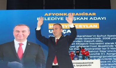 AK PARTİ YENİ DÖNEMİN BELEDİYE BAŞKAN ADAYLARINI TANITTI 
