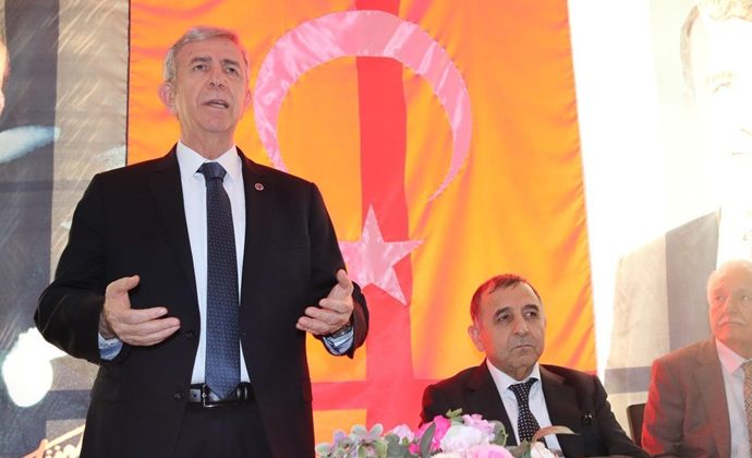 MANSUR YAVAŞ MERKEZ PARTİYİ ZİYARET ETTİ.