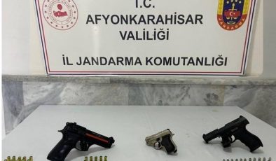 AFYON’DA RUHSATSIZ SİLAHLI ŞAHIS YAKALANDI