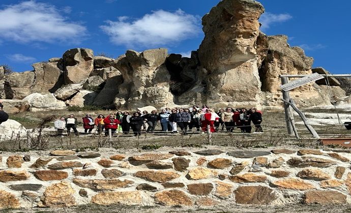 KADINLAR GÜNÜ’NÜ FRİG VADİSİ’NDE KUTLADILAR