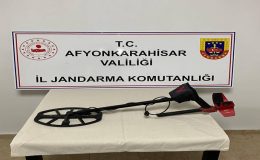 JANDARMA DEFİNECİLERİ YAKALADI