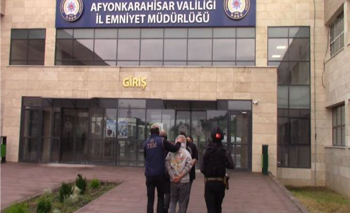 AFYONDA YABANCI UYRUKLU 4 DEAŞ LI YAKALANDI