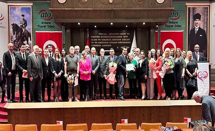 ALPER ALPARSLAN ANKARA’DA SAHNE ALDI