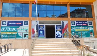 GENÇLER HEDEFLERİNİ AKADEMİ AKSARAY’DA BELİRLEYECEK