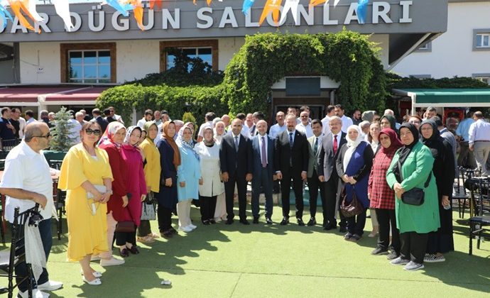 AK PARTİ 90. İL DANIŞMA MECLİSİ TOPLANTISINI YOĞUN KATILIMLA GERÇEKLEŞTİRDİ 