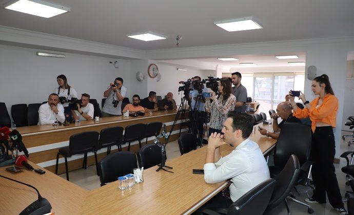 AK PARTİ AFYON’DA BASIN TOPLANTISI DÜZENLEDİ