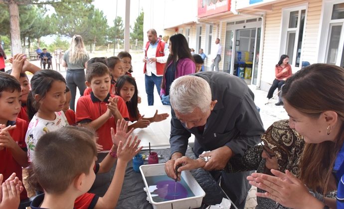 KUŞAKTAN KUŞAĞA ÖĞRENME İLGİ GÖRÜYOR