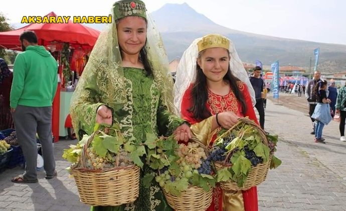 AKSARAY’DA BAĞ BOZUMU VE PEKMEZ FESTİVALİ BAŞLADI