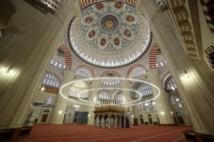 ARAPLAR KANDİL GECESİ KUTLUYOR MU?