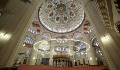 ARAPLAR KANDİL GECESİ KUTLUYOR MU?