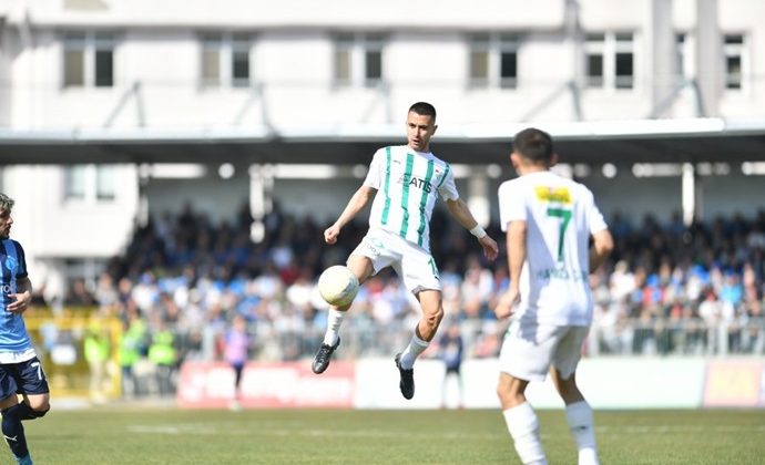 BURSASPOR 22. MAÇTA İLK DEFA YENİLDİ.