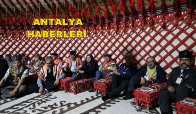 KUVVACILAR RUHUNU YAŞATMA DERNEĞİNE PLAKET VERİLDİ