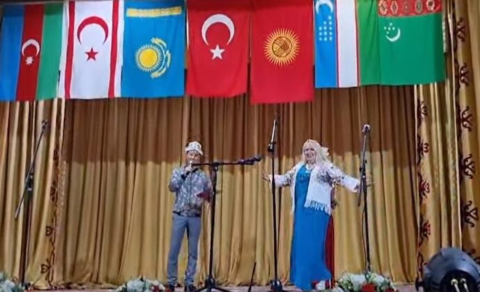 AFYONLU AVUKATA KIRGIZİSTAN’DA TEŞEKKÜR BELGESİ TAKDİM EDİLDİ