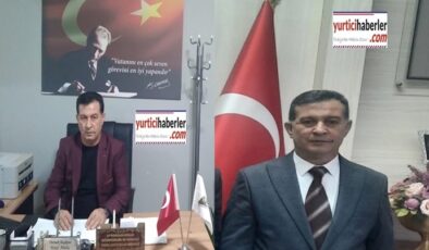ÖĞRETMEN ve ÖGRENCİLER MÜZİSYENLERİN EKMEĞİNİ ÇALIYOR