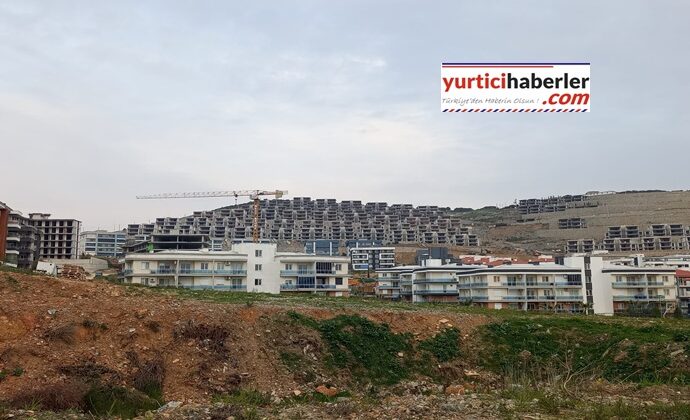 KUŞADASINDA DAĞ, TAŞ, DERE, TEPE, EV 