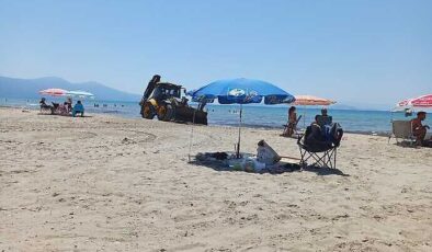 KUŞADASI BELEDİYESİNDEN PLAJDA ÜCRETSİZ İNTERNET