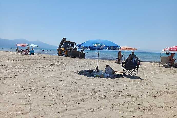 KUŞADASI BELEDİYESİNDEN PLAJDA ÜCRETSİZ İNTERNET