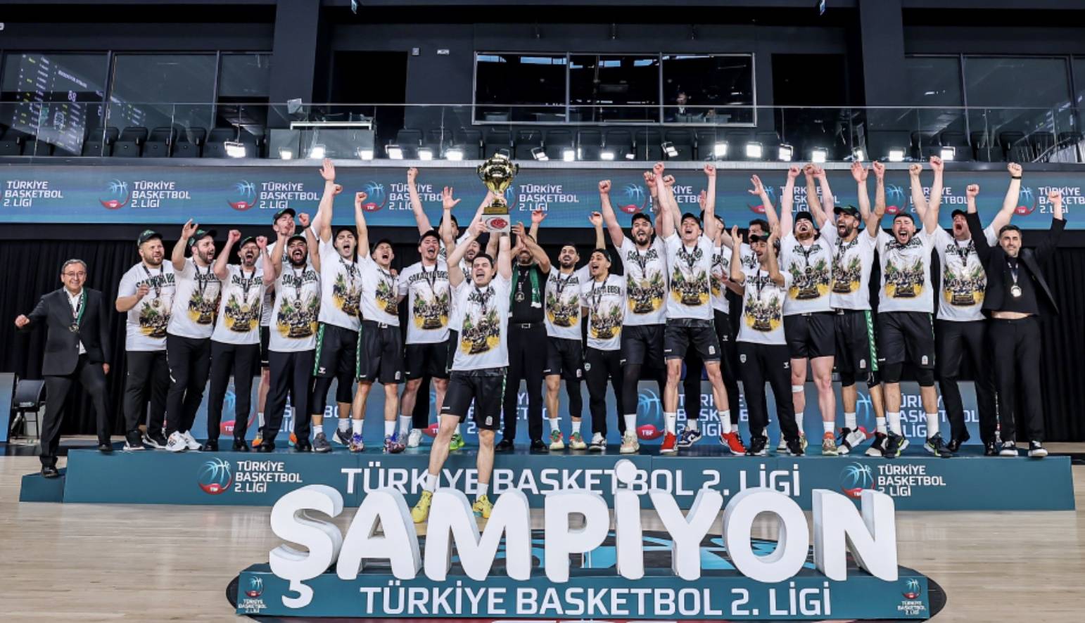 Türkiye Basketbol 2. Ligi’nde Şampiyon: Sakarya BBSK