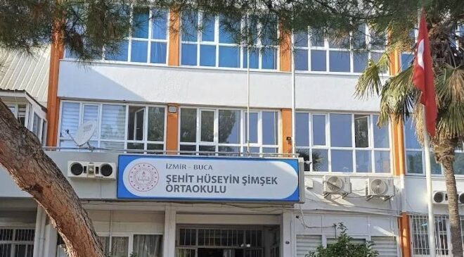 Buca’da Depreme Dayanıksız Ortaokulda Eğitime Devam Ediliyor! 