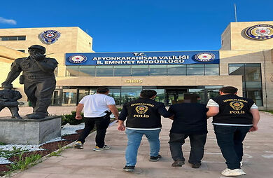 AFYON’DA 10 YIL 10 AY HAPİS CEZASI OLAN ŞAHIS YAKALANDI