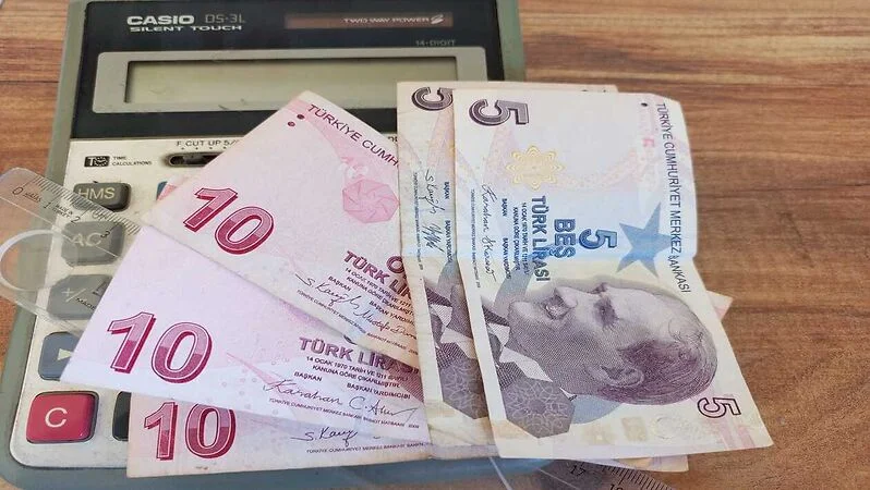 Yüksek Fiyatlar, Düşük Ücretler Arasında Sıkışan Hayat