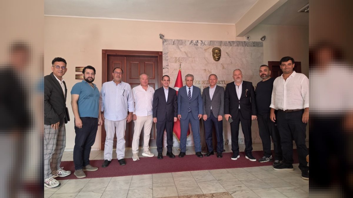 TÜROFED Başkanı Erkan Yağcı ve Heyetinden Kuşadası Kaymakamı İbrahim Keklik’e Ziyaret