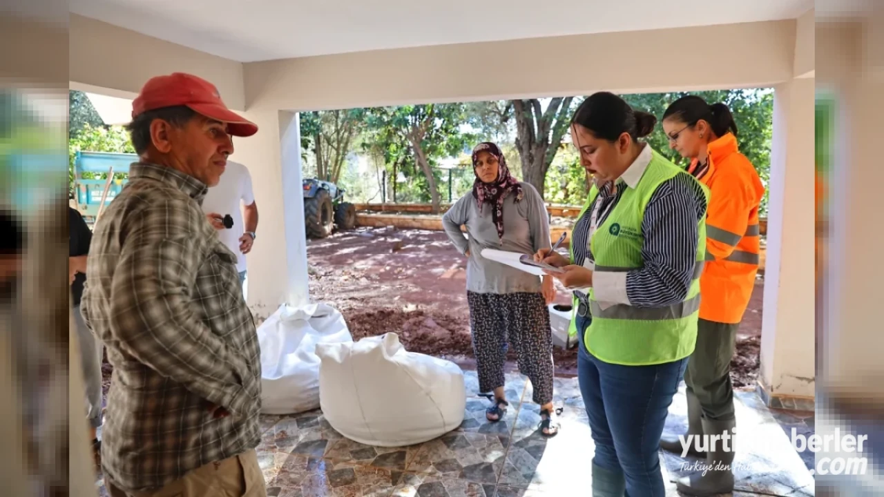 Antalya Büyükşehir Belediyesi Selden Zarar Gören Demre’de Yaraları Sarıyor