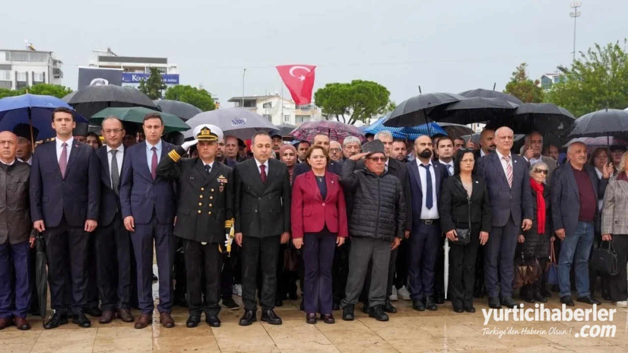 Didim'de Cumhuriyetimizin 103. Yıl Dönümü Coşkusu ve Çelenk Sunma Töreni - Detay Görsel 3