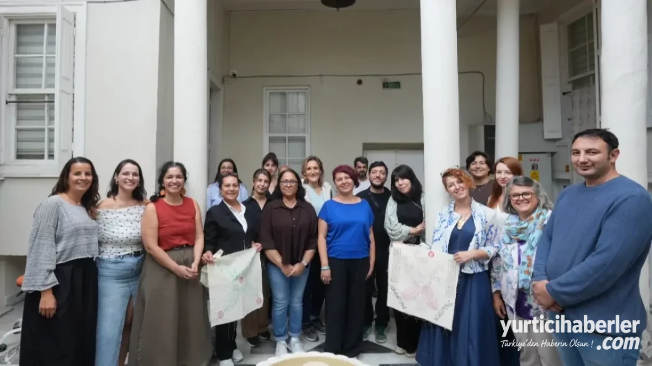 Tarihi Basmane’nin Unutulmaz Basma Geleneği Kadınların Ellerinde Yeniden Canlandı