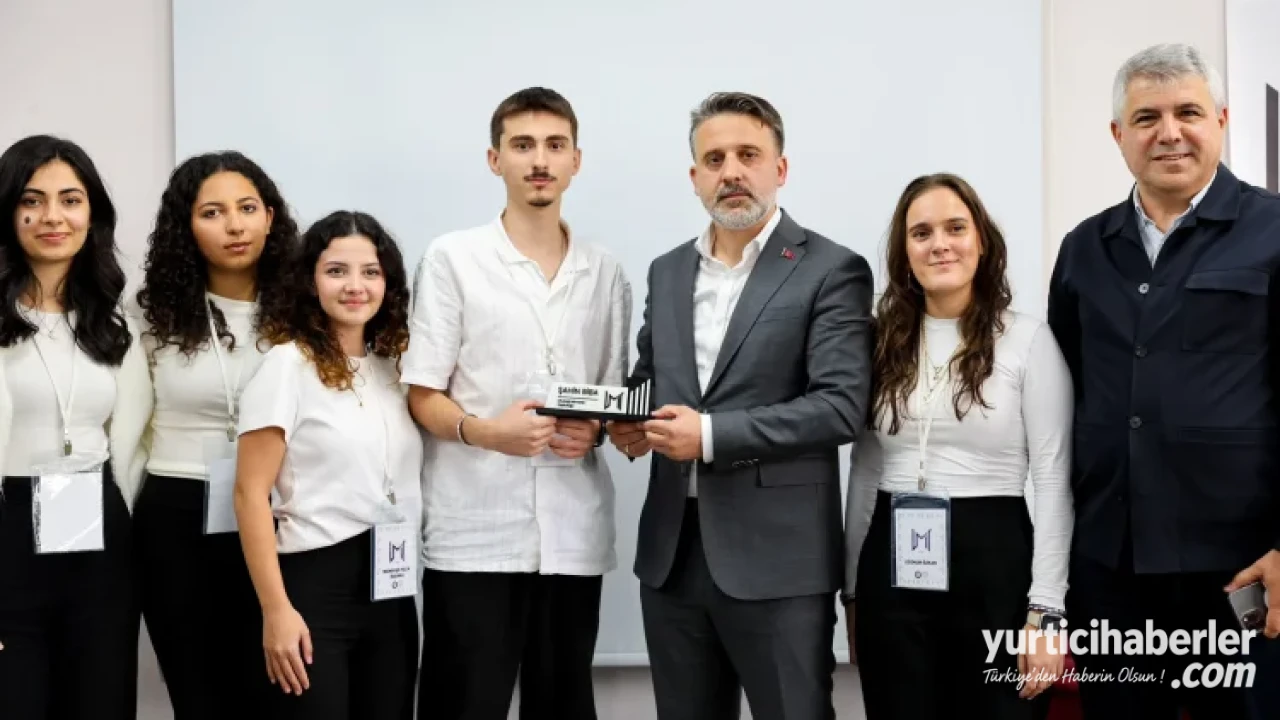 Bursa Büyükşehir Başkan Vekili Şahin Biba'dan Mimarlık Öğrencilerine Gelecek Vizyonu ve Önemli Tavsiyeler - Detay Görsel 1
